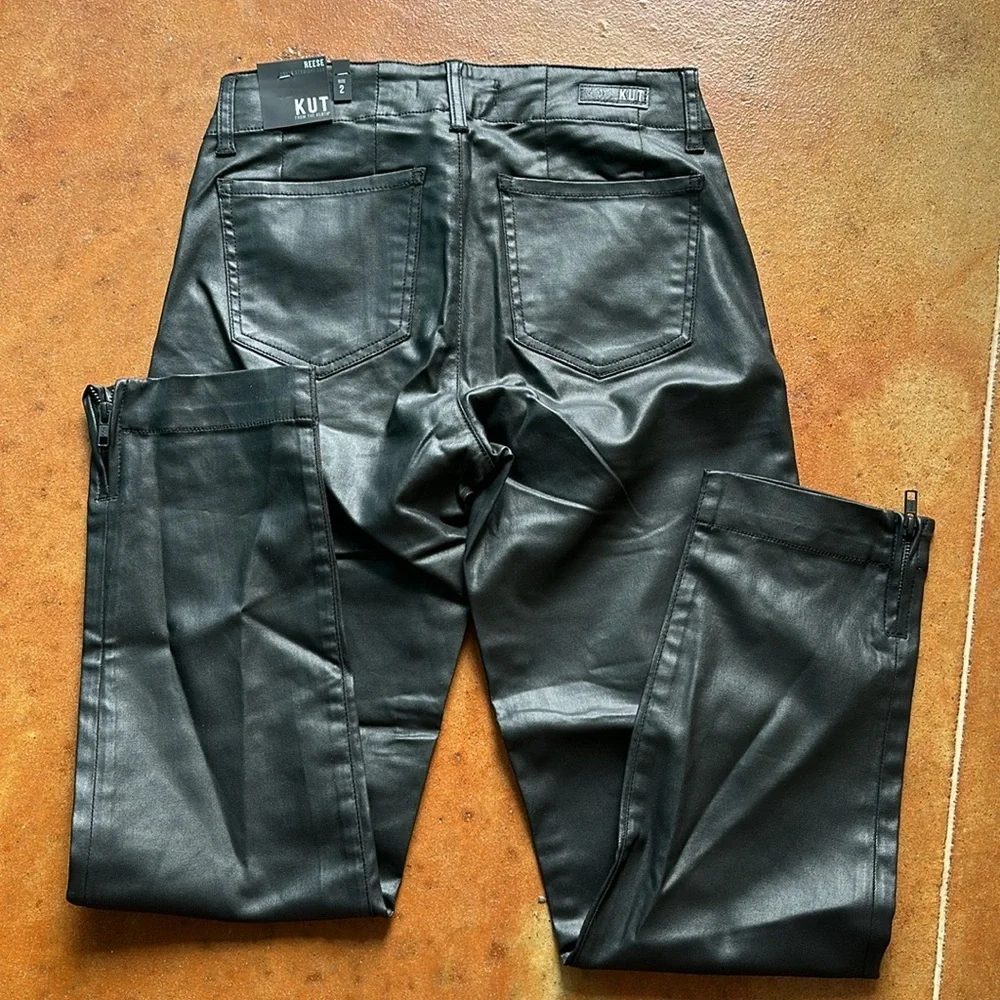 NWT Kut From the Kloth Vegan leather pant. Size 2 - Picture 4 of 5